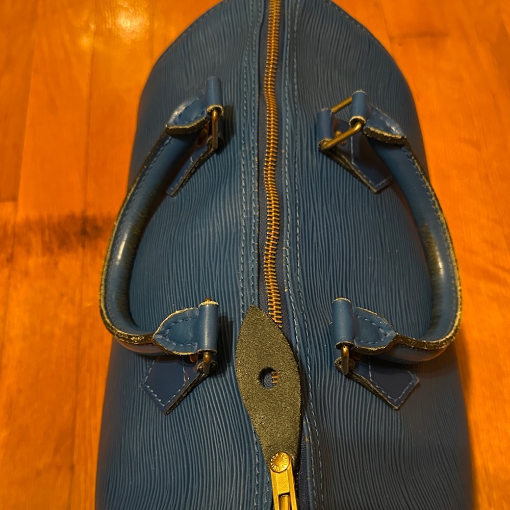Louis Vuitton Blue Epi Leather Tote - Picture 8 of 16